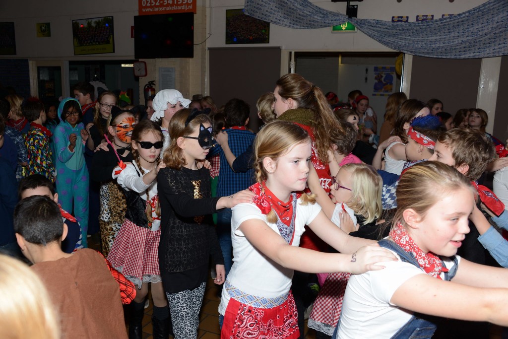 ../Images/Jeugddisco Beestenboel 057.jpg